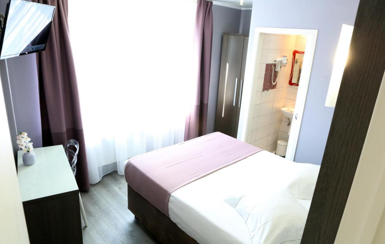 Hotel Phenix Dilbeek Eksteriør bilde